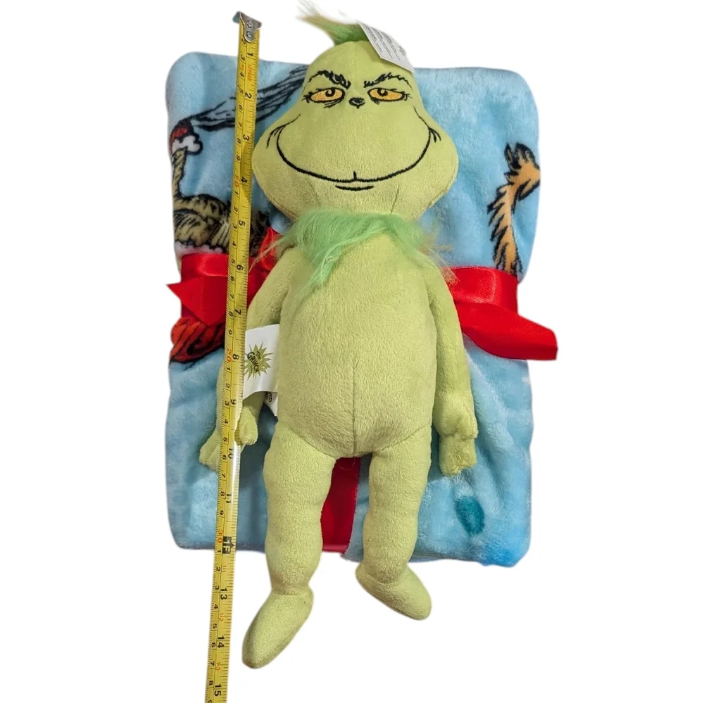 Dr. Seuss The Grinch Plush Hugger & Throw Set NWT - Picture 5 of 11